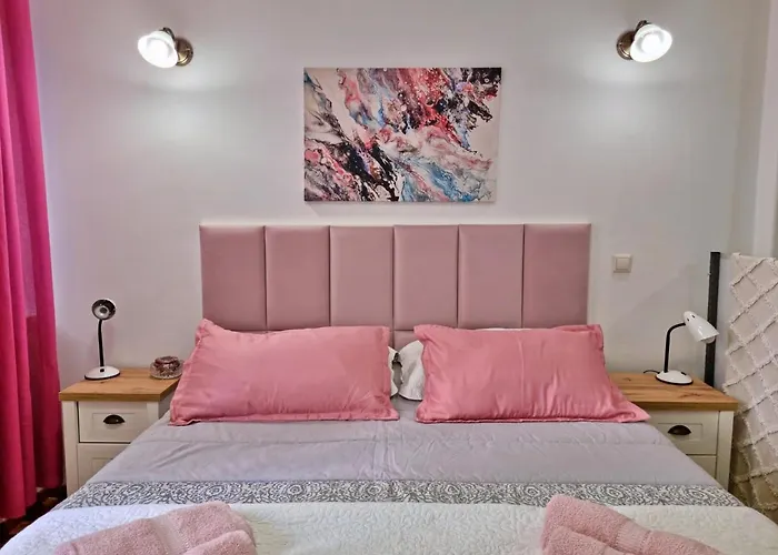 아파트 Heart Of - Pink